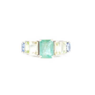 Anneau en or 14K (585/oo), centré d'une émeraude taille émer…