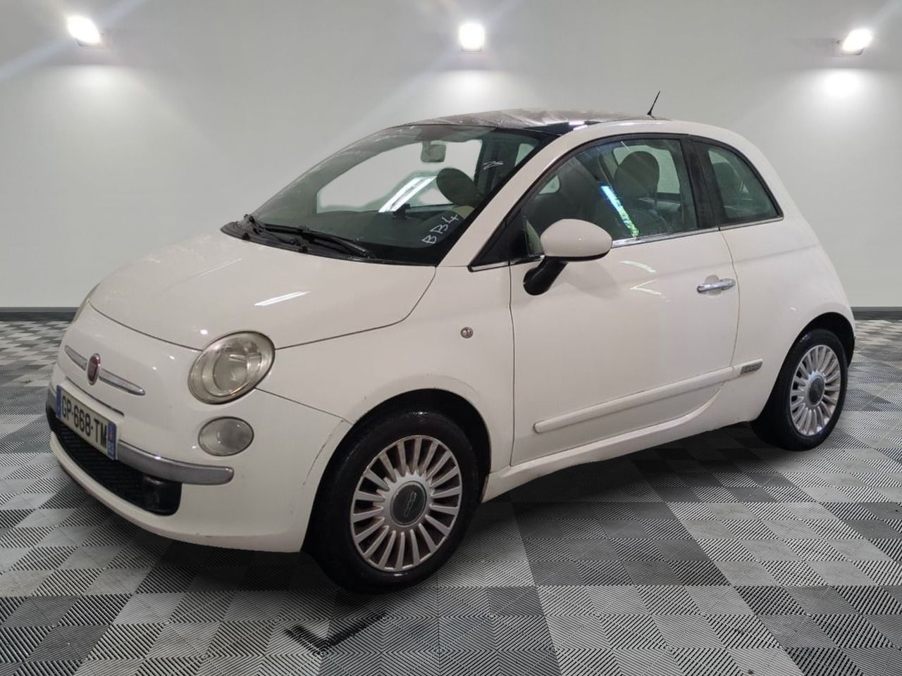 FIAT - 500 1.2 8V 69 CH LOUNGE - ES - Mise en service: 09/01…