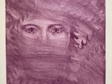 le dessin du visage d'une femme est présenté dans un cadre violet