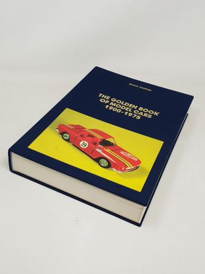 Le livre du collectionneur sur les voitures de sport Ferrari