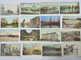 de nombreuses cartes postales anciennes, de différents types et formats