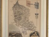 une vieille carte du comté de Somerset dans un cadre doré
