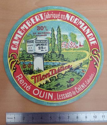 une photo d'un autocollant représentant un cinéma