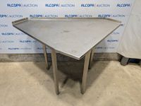 LIEU DE STOCKAGE : Rennes - INCONNUE - TABLE INOX D'ANGLE - … (photo 3)