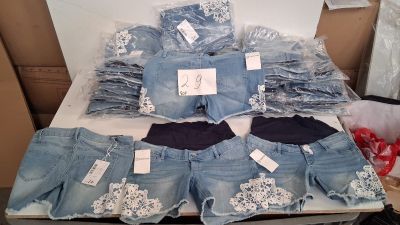 Lot de 50 shorts femme en jean, coloris bleu, différentes ta…