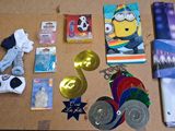 many items that are on the table and on the floor