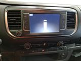 a picture of a car radio in the dash of a car