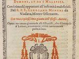 un vieux livre avec l'image d'un oiseau sur la couverture