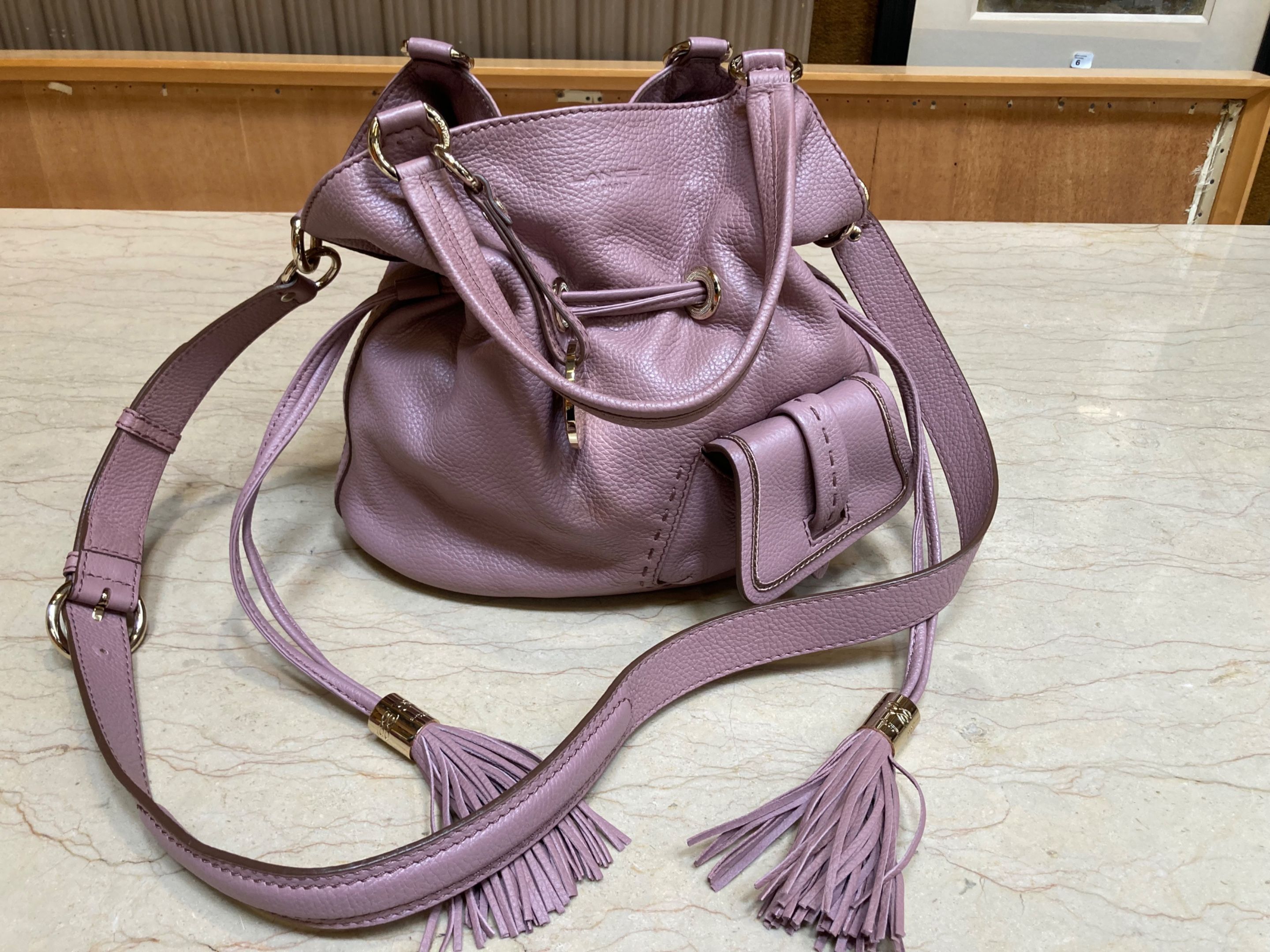 Lancel sac à main modèle Ier Flirt, en cuir fuschia - état proche du neuf