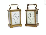 paire d'horloges de carrosse anciennes en laiton, à chiffres romains