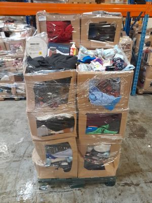 Lot DE Solderie Dont Vetements + Chaussettes Dont 3 Dim + CH…