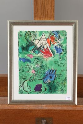 tableau posé sur un chevalet en bois représentant un chat et un oiseau