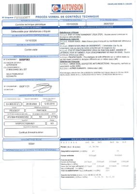 une image représentant une photo d'un document sur lequel figure un code-barres