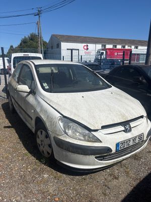 PEUGEOT 2012 YE 56 // pas de clé ni CG