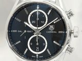 gros plan d'une montre sur fond blanc