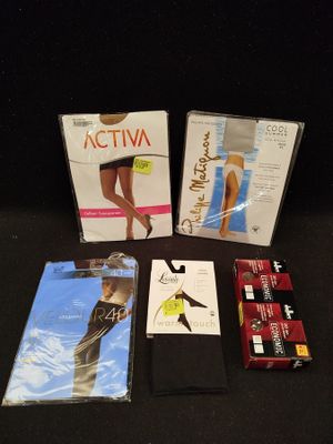 Lot de 250 paires de collants, bas, mi bas - différents modè… - Photo 1