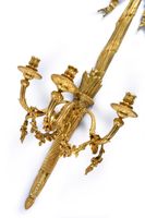 Grande paire d’appliques à trois bras de lumière feuillagés … (photo 3)