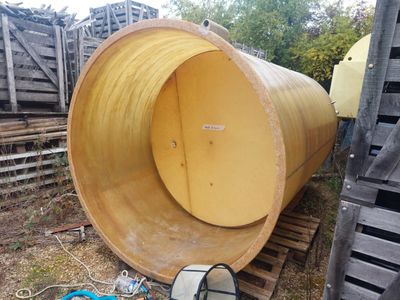 Cuve en fibre GIMAR, à plafond mobile.