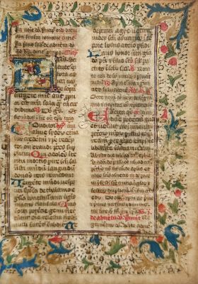 gros plan d'un vieux livre avec une écriture dessus