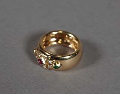 CARTIER Modèle Byzantine. BAGUE en or jaune 18 cts à décor d…