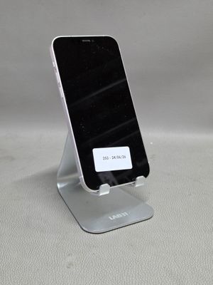 un téléphone portable posé sur un support