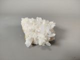 a small piece of crystal on a plate on a table