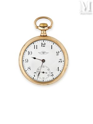 une image d'une montre à gousset en or sur fond blanc