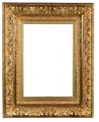 Riche cadre en bois et stuc doré à décor de palmettes, fleur…