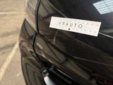 a sticker that says vauto on the side of a car