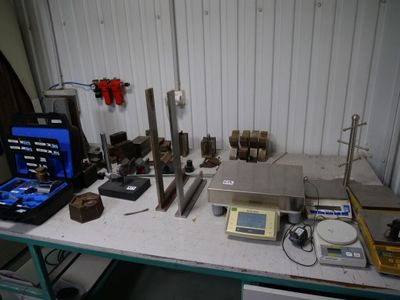 1 Ensemble DE Tas, D'Equerres, DE Balances DE Precision, DE …
