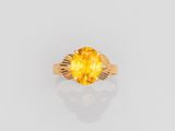 Bague en saphir jaune et diamant