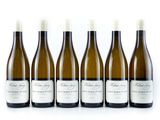 six bouteilles de vin blanc alignées