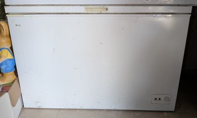 Congélateur coffre AYA 72x135x70. ***Sur la région de Tourla…