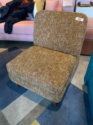 1 Fauteuil LOGGY en tissu beige cjiné.