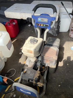 une petite machine posée sur le sol