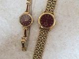 gold tone watch and bracelet set with roman numerals and roman numerals