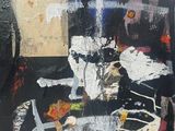 une image d'un tableau sur le mur d'un bâtiment