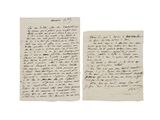 deux lettres manuscrites et un morceau de papier sur fond blanc