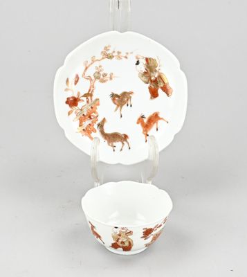 a set of three chinese porcelain dishes and a saucer, 20th century