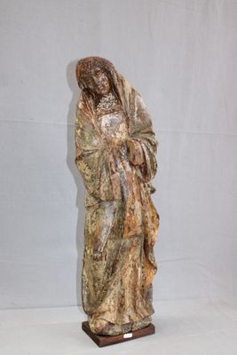 Vierge de douleur en bois sculpté avec restes de polychromie…