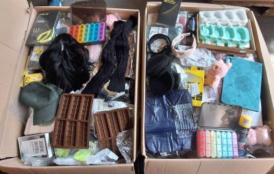 320 / 1 palette de 158 kg de mix (pilulier, coque de t…