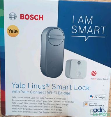 packaging for a smart device with a smart lock inside of it