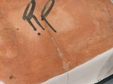 a cake that has been decorated with the letters r and r