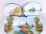 trois assiettes sur lesquelles est représentée une maison et un lac