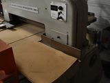 a machine that is sitting on a table in a room