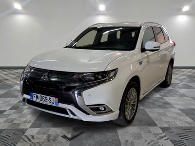 Mitsubishi - Outlander 2.4L Phev Twin Motor 4wd Instyle - EE…