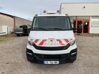 DESCRIPTION COMPLETE A VENIR ---- IVECO DAILY / 1ère MEC le … (photo 2)