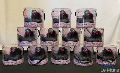 a lot of mugs that are sitting on a table