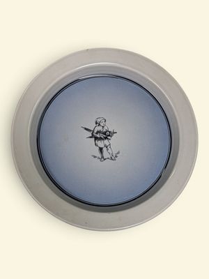 une horloge sur laquelle est représenté un homme