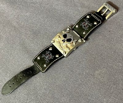 CORUM Montre bracelet d'homme modèle "Buckingham"